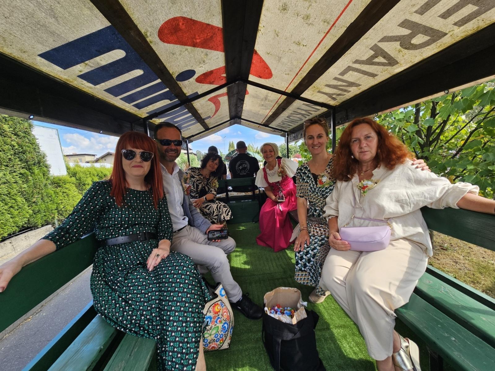 Zdjęcie w galerii na portalu naszwodzislaw.com: Dożynki 2025 w Radlinie. Tradycja, kultura i wspólne świętowanie [FOTO] wiadomości z regionu