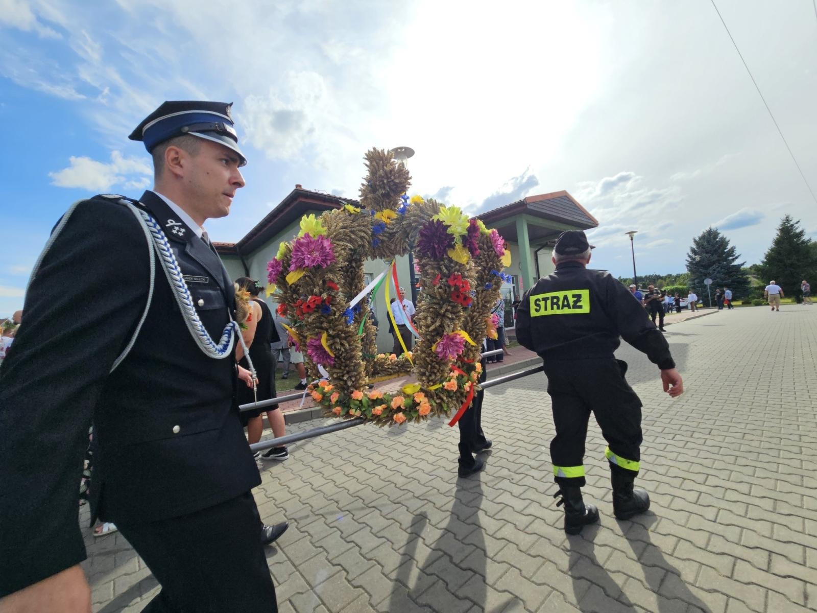 Zdjęcie w galerii na portalu naszwodzislaw.com: Dożynki 2025 w Radlinie. Tradycja, kultura i wspólne świętowanie [FOTO] wiadomości z regionu