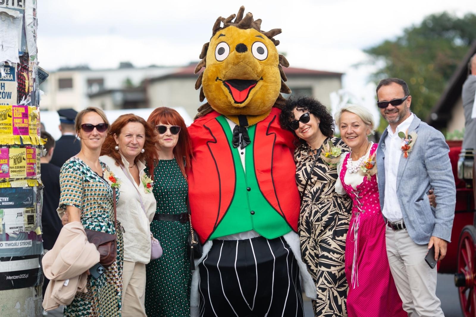 Zdjęcie w galerii na portalu naszwodzislaw.com: Dożynki 2025 w Radlinie. Tradycja, kultura i wspólne świętowanie [FOTO] wiadomości z regionu