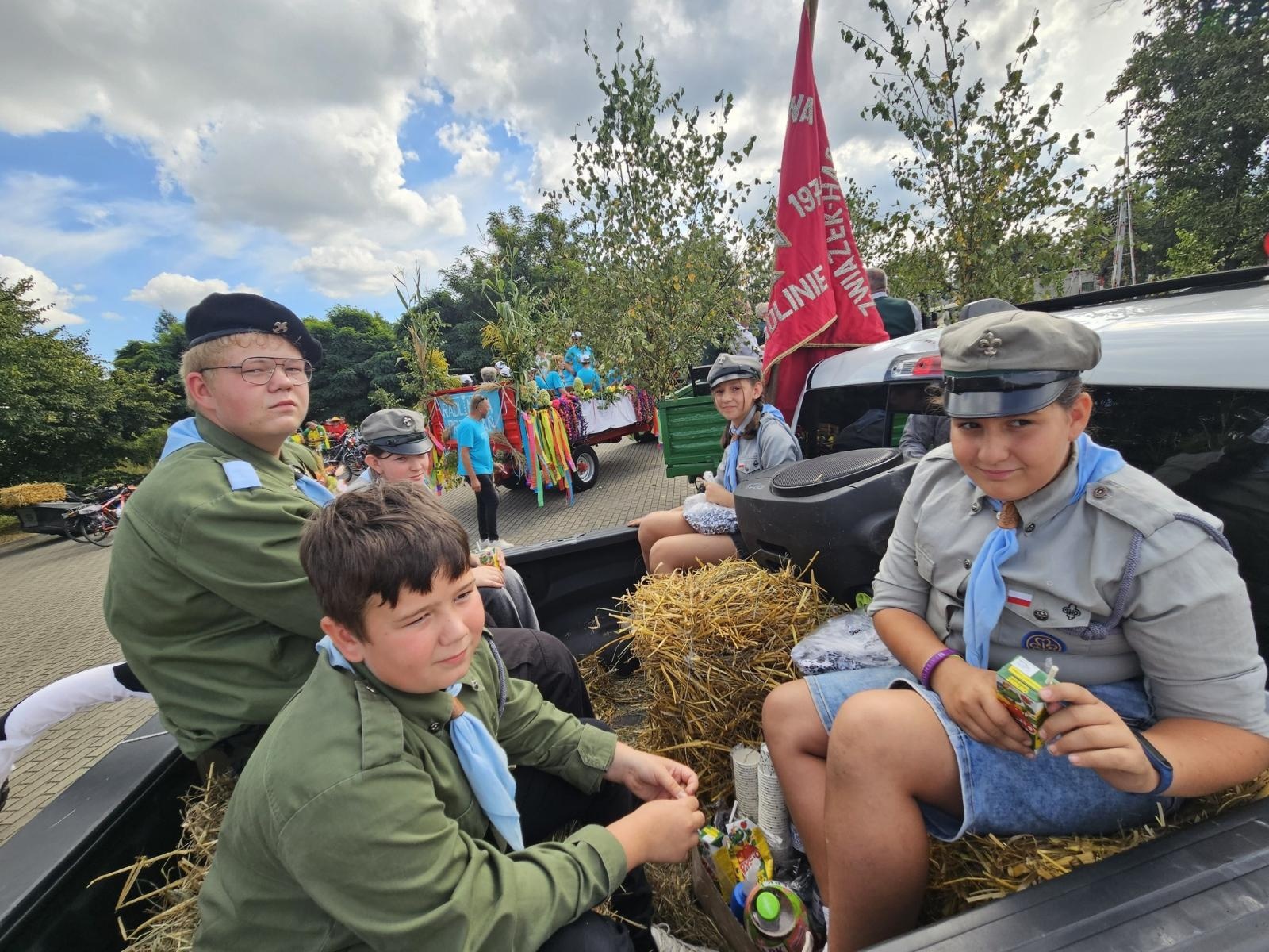 Zdjęcie w galerii na portalu naszwodzislaw.com: Dożynki 2025 w Radlinie. Tradycja, kultura i wspólne świętowanie [FOTO] wiadomości z regionu
