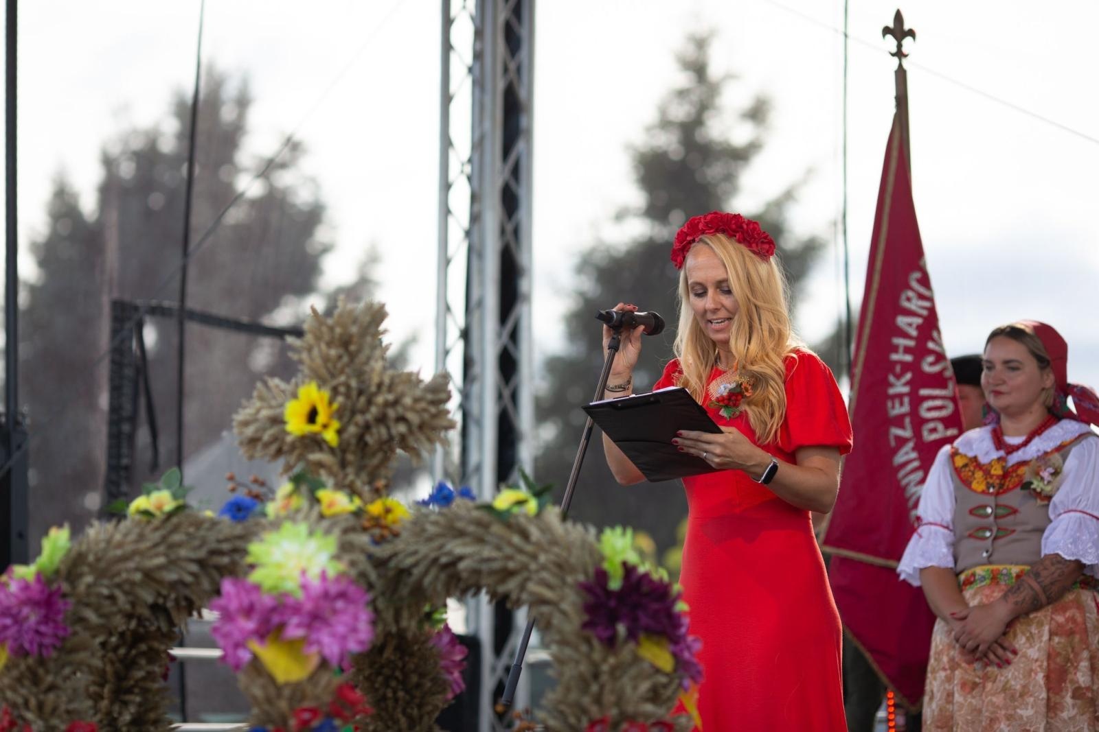 Zdjęcie w galerii na portalu naszwodzislaw.com: Dożynki 2025 w Radlinie. Tradycja, kultura i wspólne świętowanie [FOTO] wiadomości z regionu