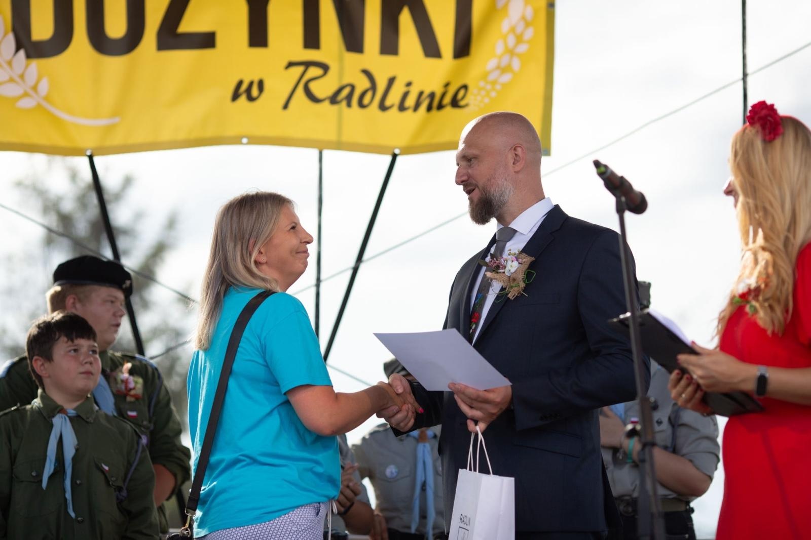 Zdjęcie w galerii na portalu naszwodzislaw.com: Dożynki 2025 w Radlinie. Tradycja, kultura i wspólne świętowanie [FOTO] wiadomości z regionu