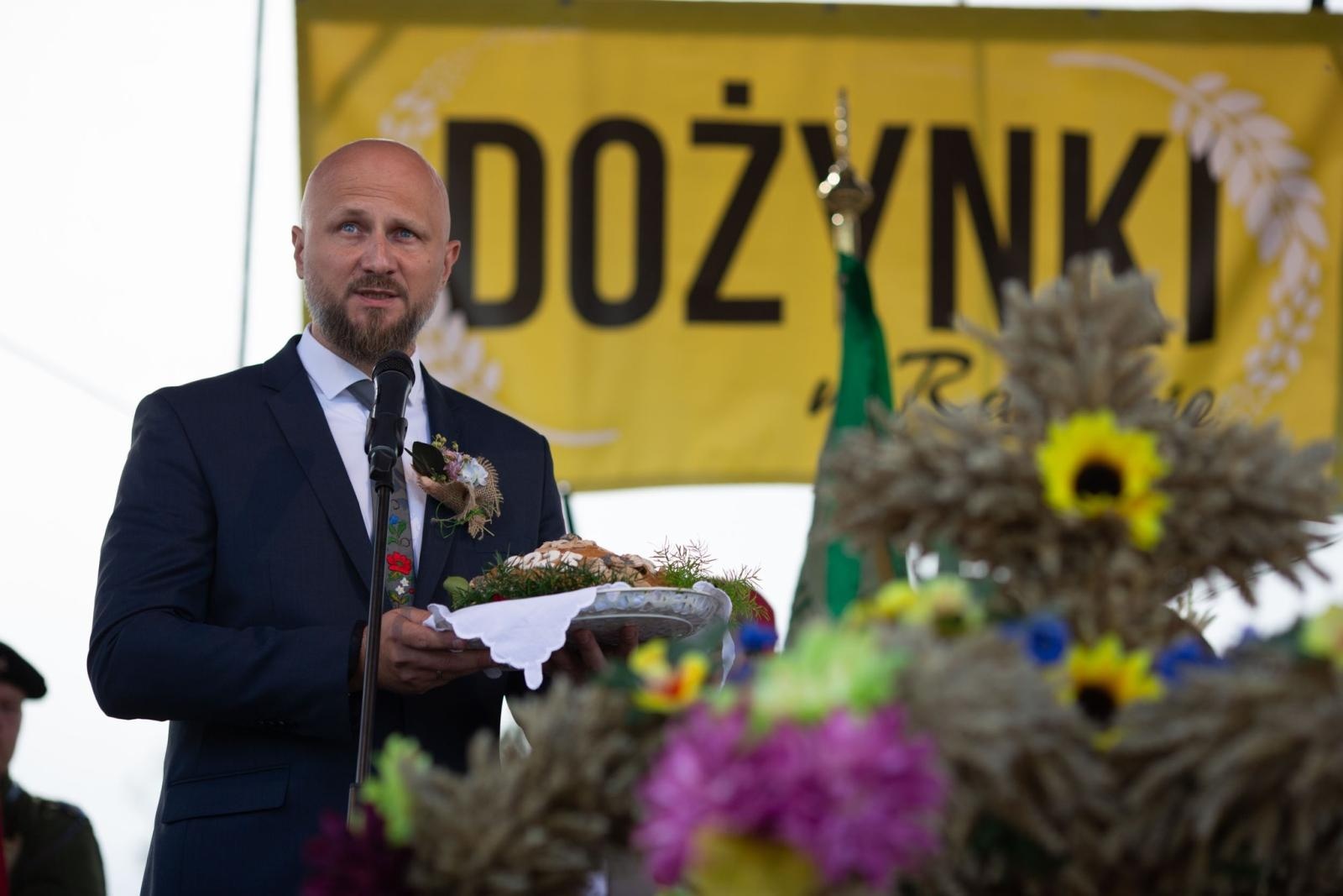 Zdjęcie w galerii na portalu naszwodzislaw.com: Dożynki 2025 w Radlinie. Tradycja, kultura i wspólne świętowanie [FOTO] wiadomości z regionu