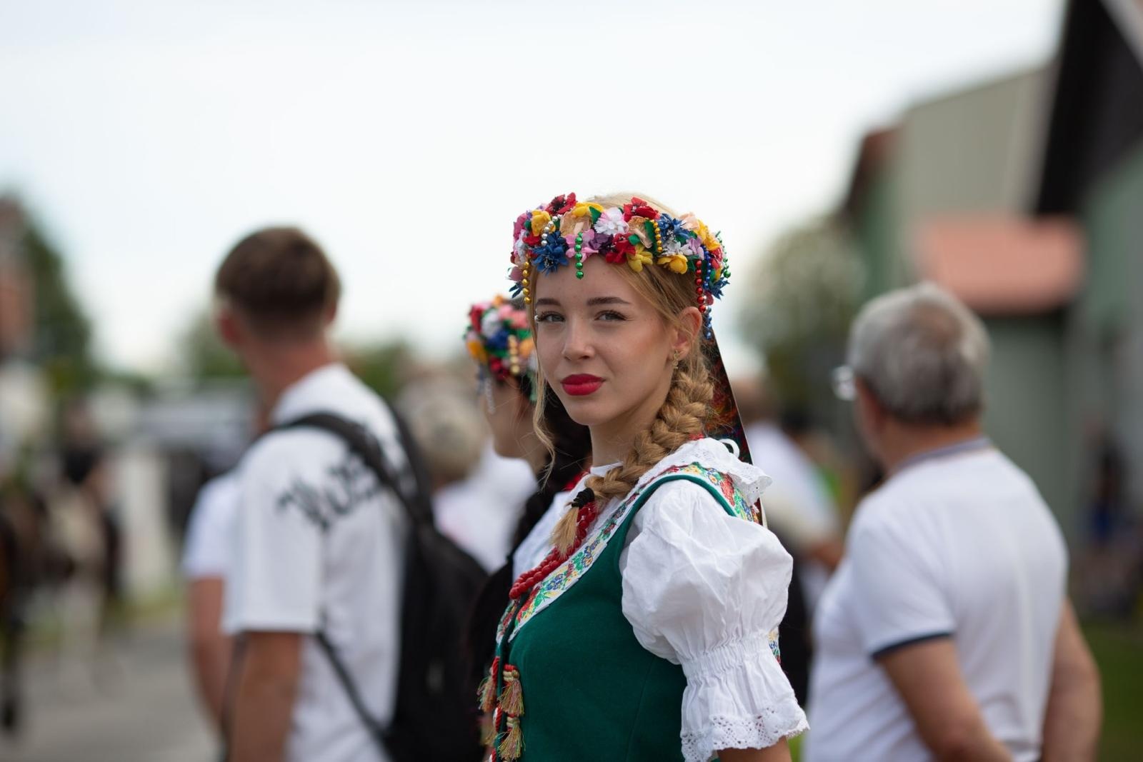 Zdjęcie w galerii na portalu naszwodzislaw.com: Dożynki 2025 w Radlinie. Tradycja, kultura i wspólne świętowanie [FOTO] wiadomości z regionu