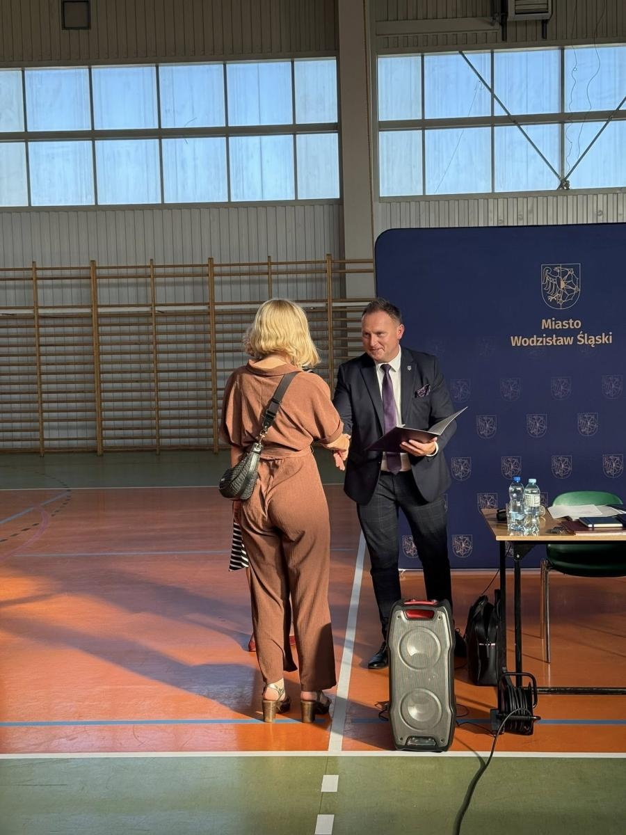 Zdjęcie w galerii na portalu naszwodzislaw.com: Wybory do Rady Dzielnicy. Na Wilchwach bez większych zmian wiadomości z regionu