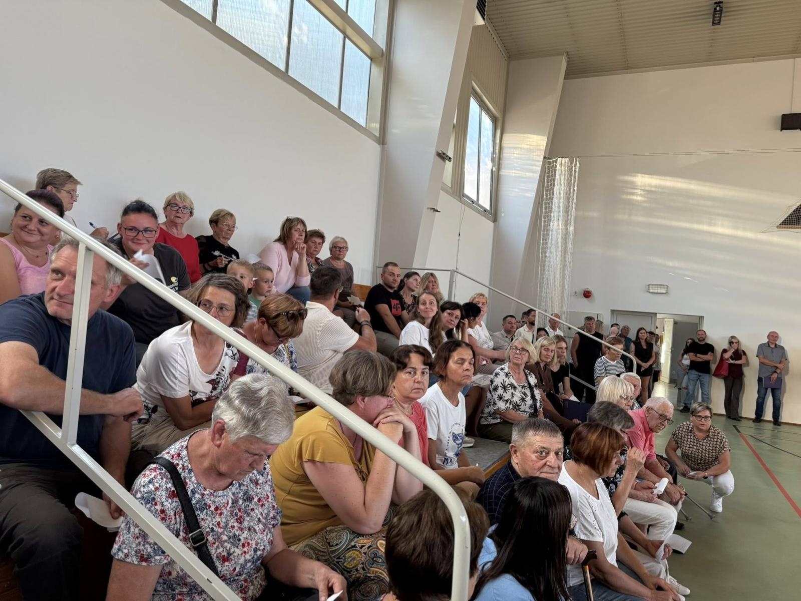 Zdjęcie w galerii na portalu naszwodzislaw.com: Wybory do Rady Dzielnicy. Na Wilchwach bez większych zmian wiadomości z regionu