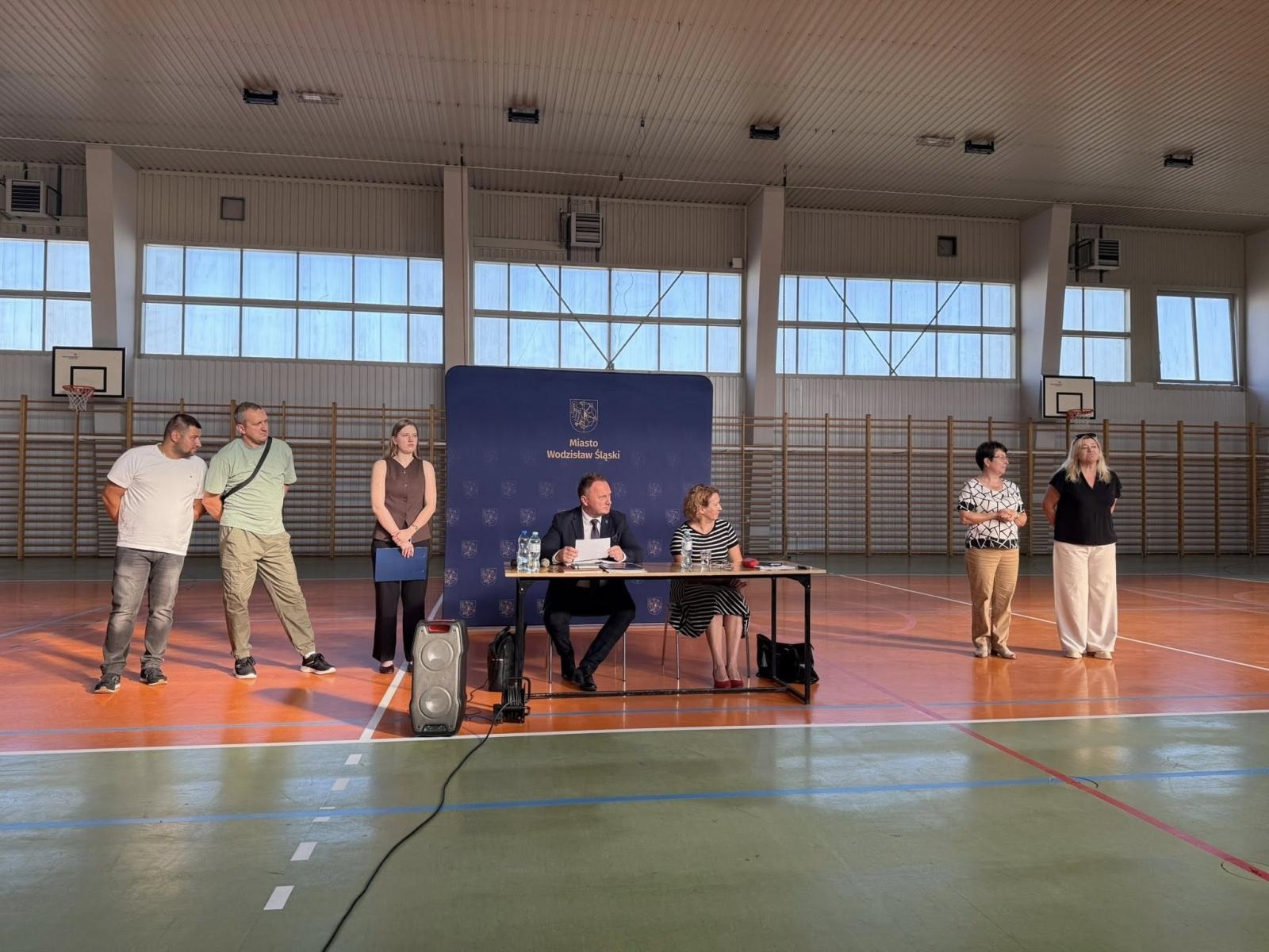 Zdjęcie w galerii na portalu naszwodzislaw.com: Wybory do Rady Dzielnicy. Na Wilchwach bez większych zmian wiadomości z regionu