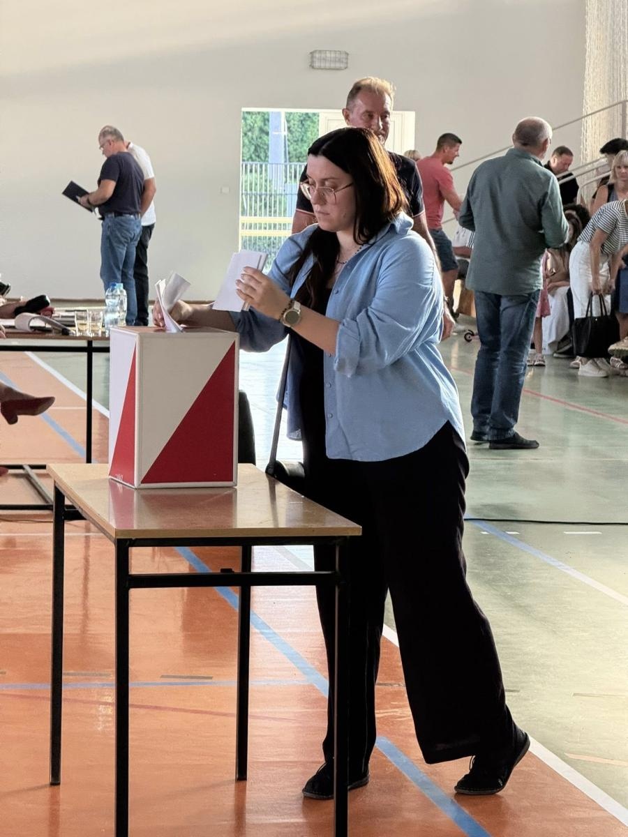 Zdjęcie w galerii na portalu naszwodzislaw.com: Wybory do Rady Dzielnicy. Na Wilchwach bez większych zmian wiadomości z regionu