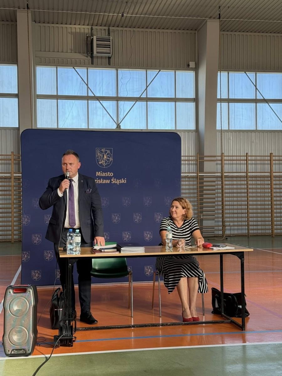 Zdjęcie w galerii na portalu naszwodzislaw.com: Wybory do Rady Dzielnicy. Na Wilchwach bez większych zmian wiadomości z regionu