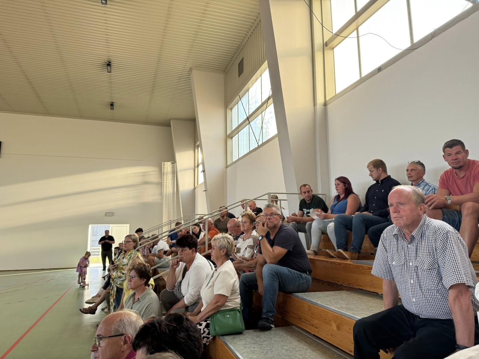 Zdjęcie w galerii na portalu naszwodzislaw.com: Wybory do Rady Dzielnicy. Na Wilchwach bez większych zmian wiadomości z regionu