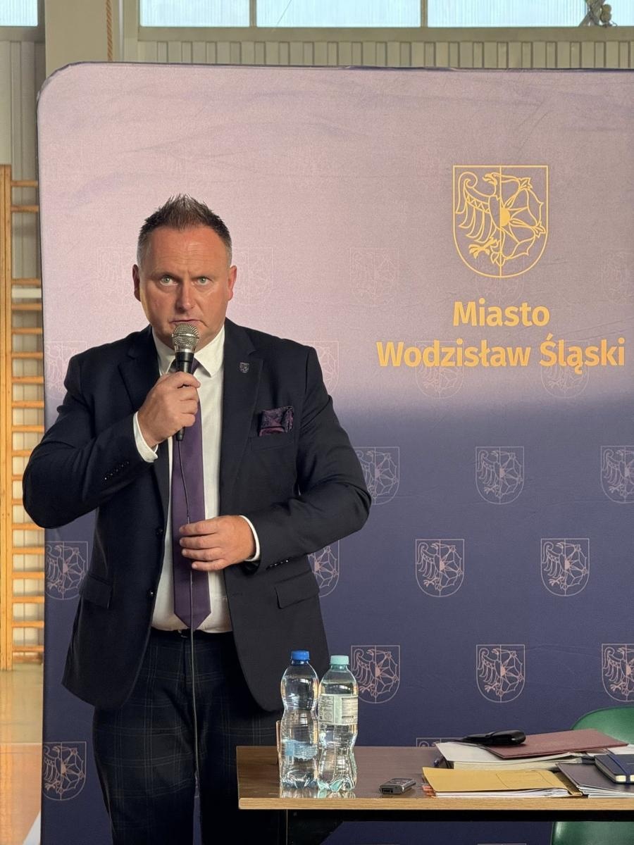 Zdjęcie w galerii na portalu naszwodzislaw.com: Wybory do Rady Dzielnicy. Na Wilchwach bez większych zmian wiadomości z regionu