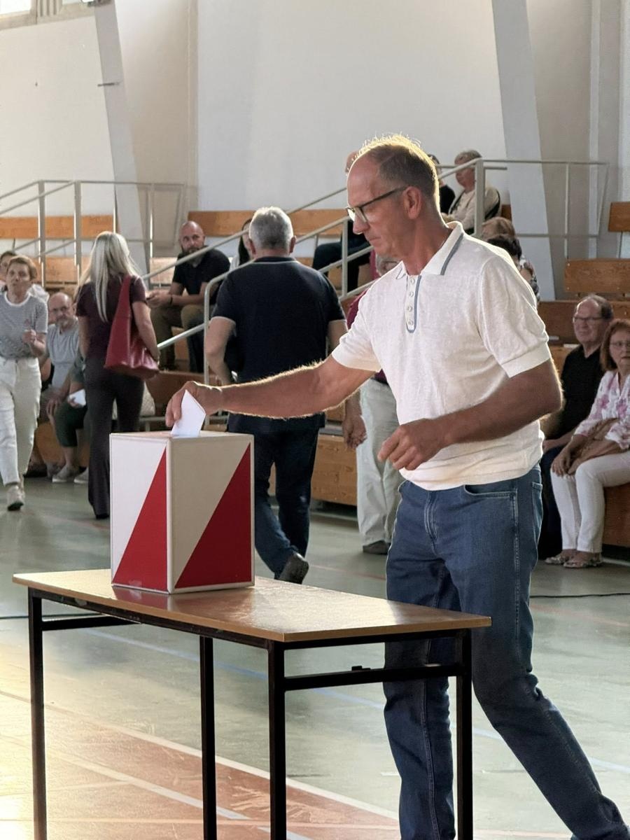 Zdjęcie w galerii na portalu naszwodzislaw.com: Wybory do Rady Dzielnicy. Na Wilchwach bez większych zmian wiadomości z regionu