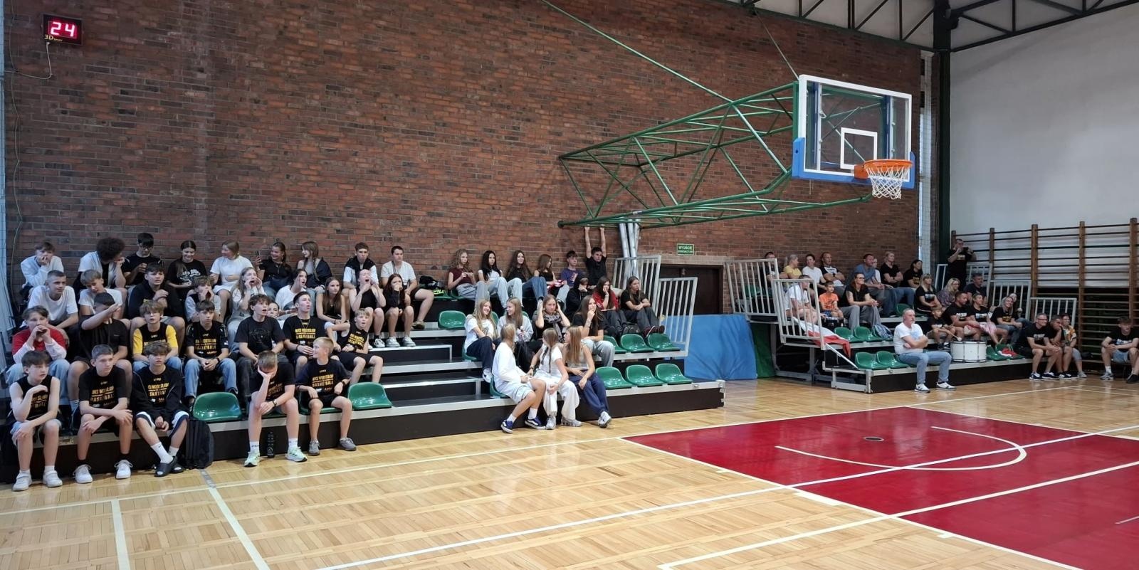 Zdjęcie w galerii na portalu naszwodzislaw.com: Sparing kadetów MKS Wodzisław z czeskim BC Start Havířov wiadomości z regionu