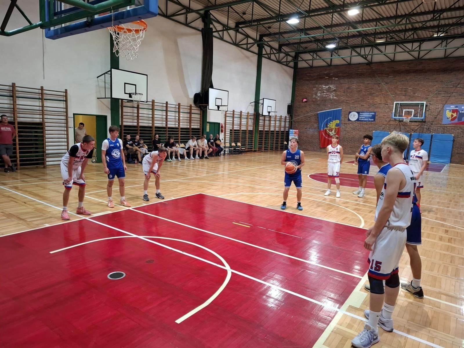 Zdjęcie w galerii na portalu naszwodzislaw.com: Sparing kadetów MKS Wodzisław z czeskim BC Start Havířov wiadomości z regionu