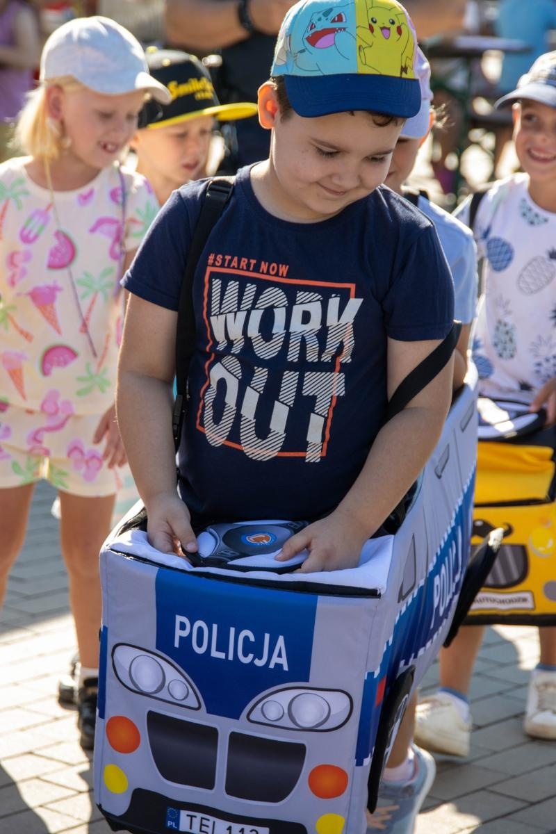 Zdjęcie w galerii na portalu naszwodzislaw.com: Przedszkolaki świętowały 10-lecie Rodzinnego Parku Rozrywki Trzy Wzgórza [FOTO] wiadomości z regionu