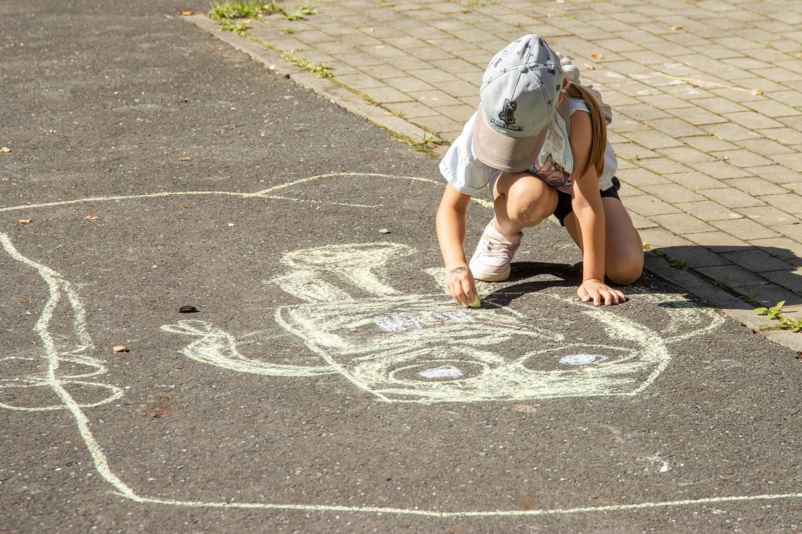 Zdjęcie w galerii na portalu naszwodzislaw.com: Przedszkolaki świętowały 10-lecie Rodzinnego Parku Rozrywki Trzy Wzgórza [FOTO] wiadomości z regionu