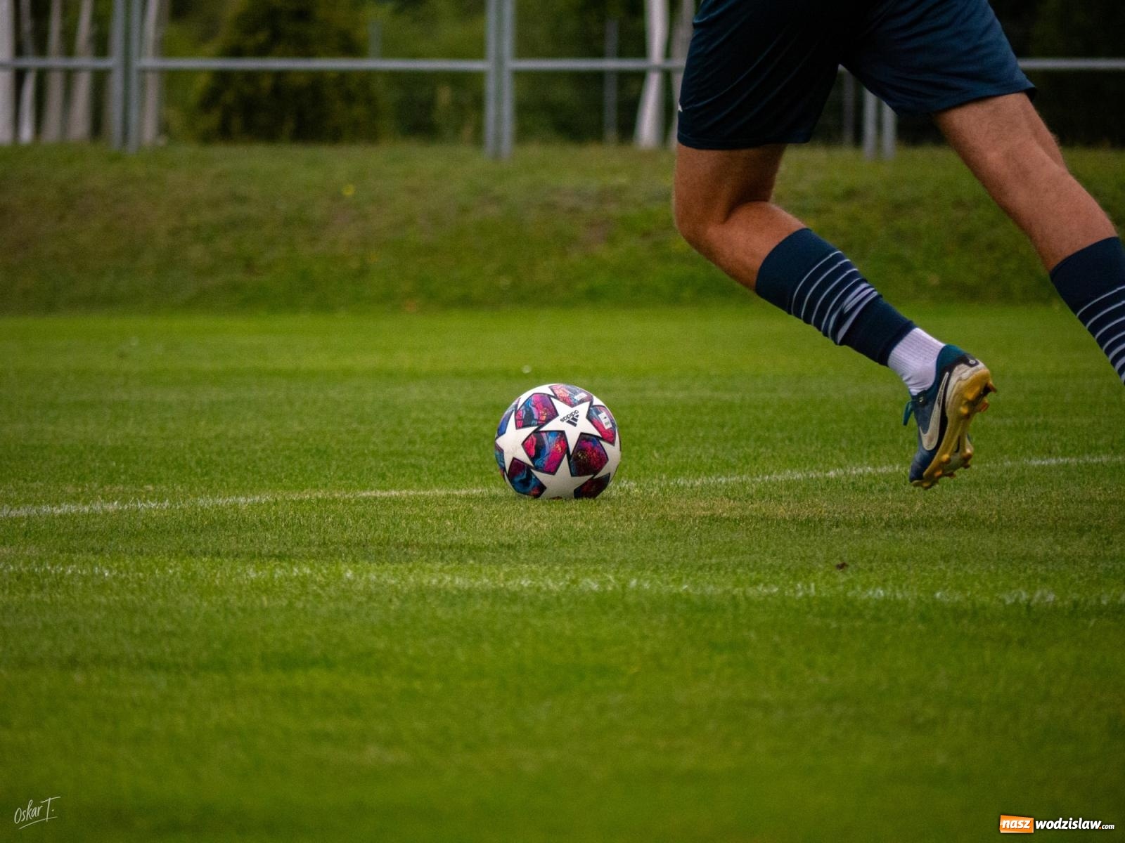 Zdjęcie w galerii na portalu naszwodzislaw.com: Klasa okręgowa: Emocjonujące starcie w Nędzy [FOTO] wiadomości z regionu