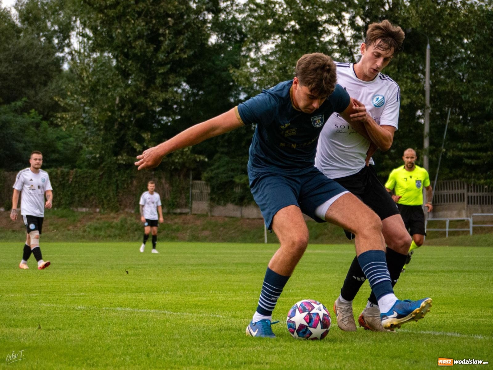 Zdjęcie w galerii na portalu naszwodzislaw.com: Klasa okręgowa: Emocjonujące starcie w Nędzy [FOTO] wiadomości z regionu