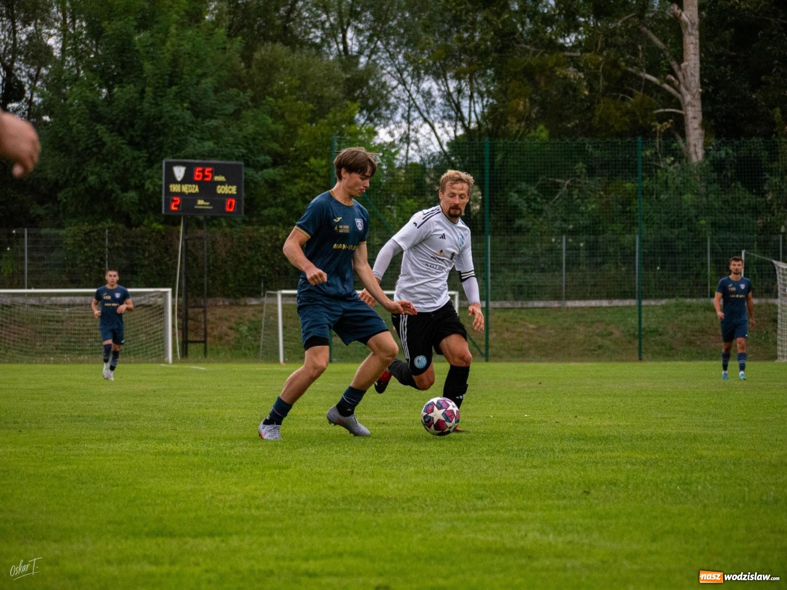 Zdjęcie w galerii na portalu naszwodzislaw.com: Klasa okręgowa: Emocjonujące starcie w Nędzy [FOTO] wiadomości z regionu