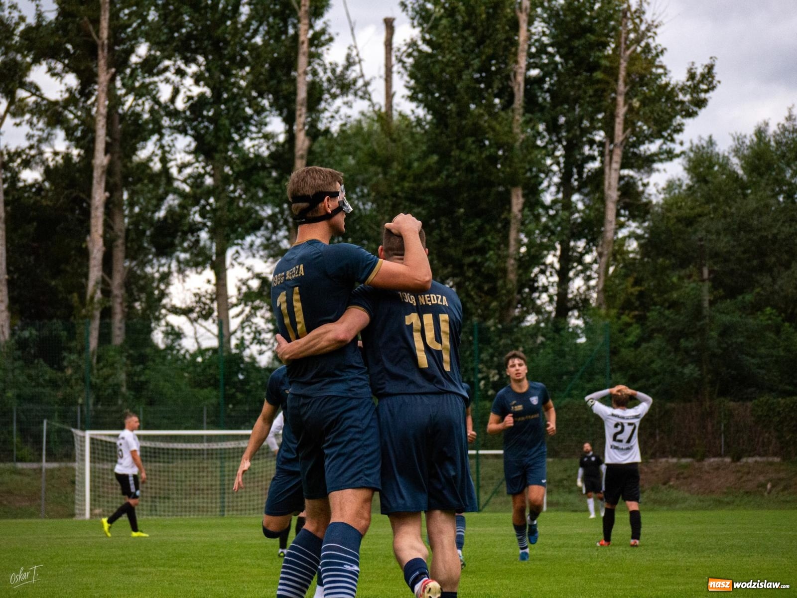 Zdjęcie w galerii na portalu naszwodzislaw.com: Klasa okręgowa: Emocjonujące starcie w Nędzy [FOTO] wiadomości z regionu