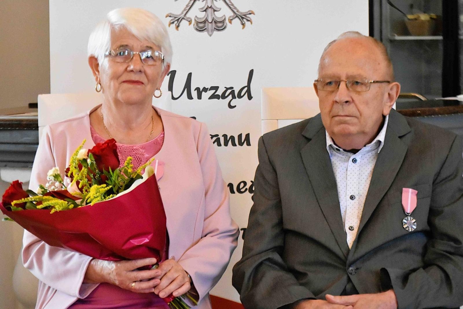 Zdjęcie w galerii na portalu naszwodzislaw.com: Godów: Małżeńscy jubilaci przykładem dla młodych pokoleń [FOTO] wiadomości z regionu