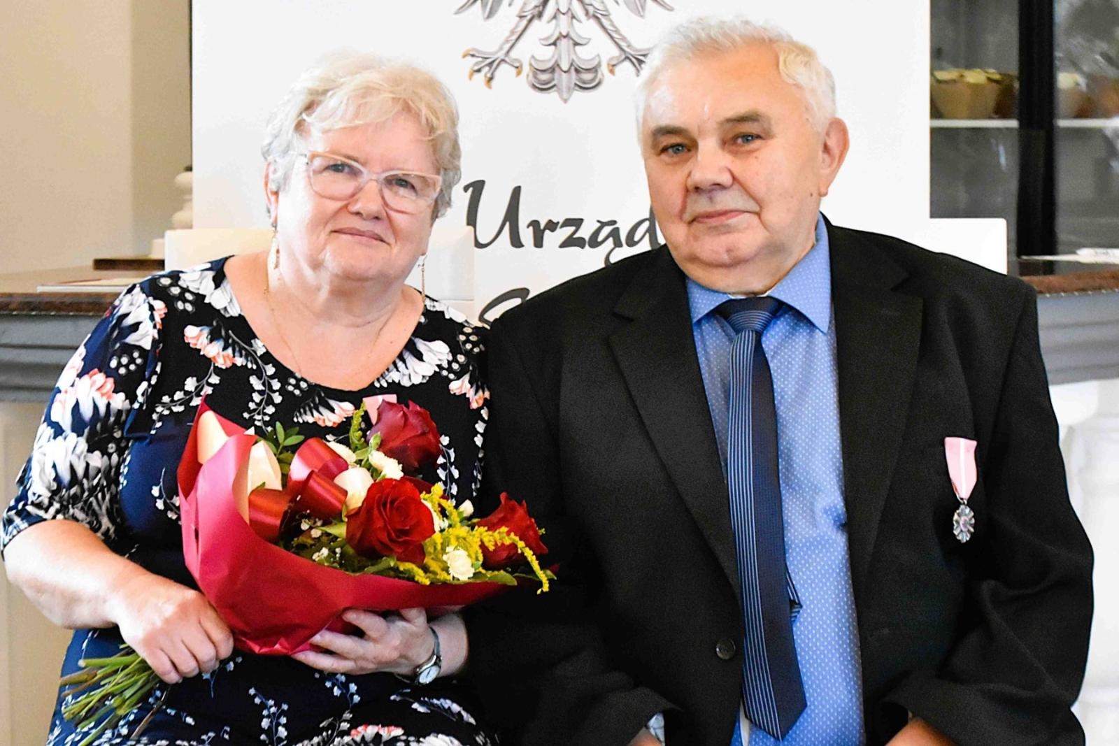 Zdjęcie w galerii na portalu naszwodzislaw.com: Godów: Małżeńscy jubilaci przykładem dla młodych pokoleń [FOTO] wiadomości z regionu