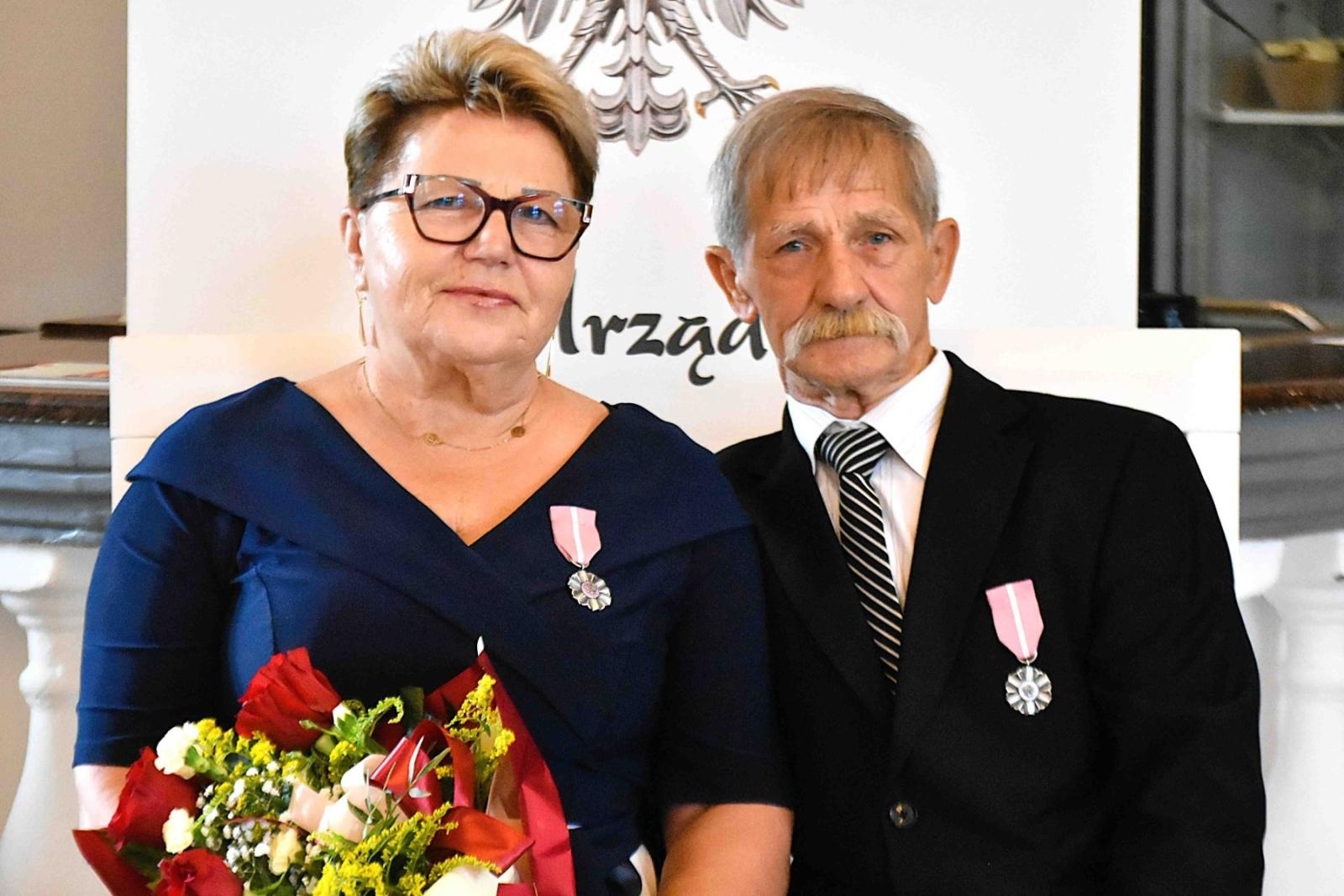 Zdjęcie w galerii na portalu naszwodzislaw.com: Godów: Małżeńscy jubilaci przykładem dla młodych pokoleń [FOTO] wiadomości z regionu