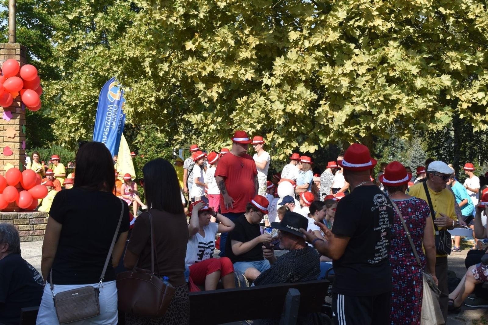 Zdjęcie w galerii na portalu naszwodzislaw.com: Razem bawili się do rytmów bluesa [FOTO] wiadomości z regionu