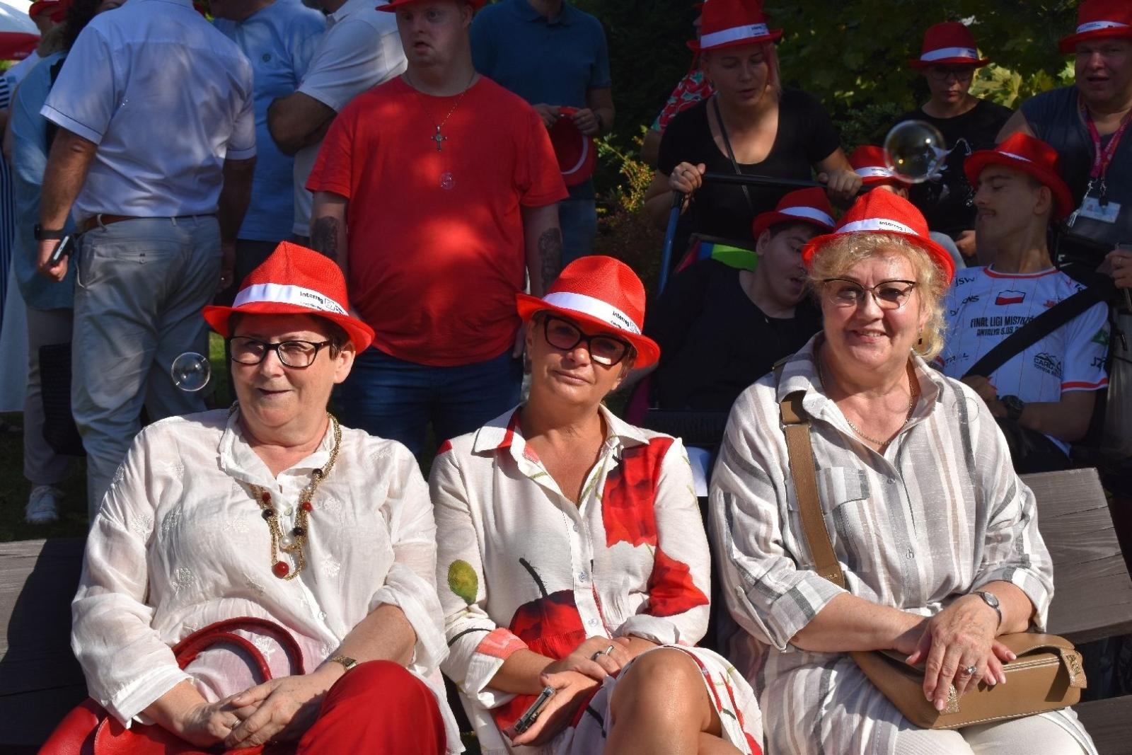 Zdjęcie w galerii na portalu naszwodzislaw.com: Razem bawili się do rytmów bluesa [FOTO] wiadomości z regionu