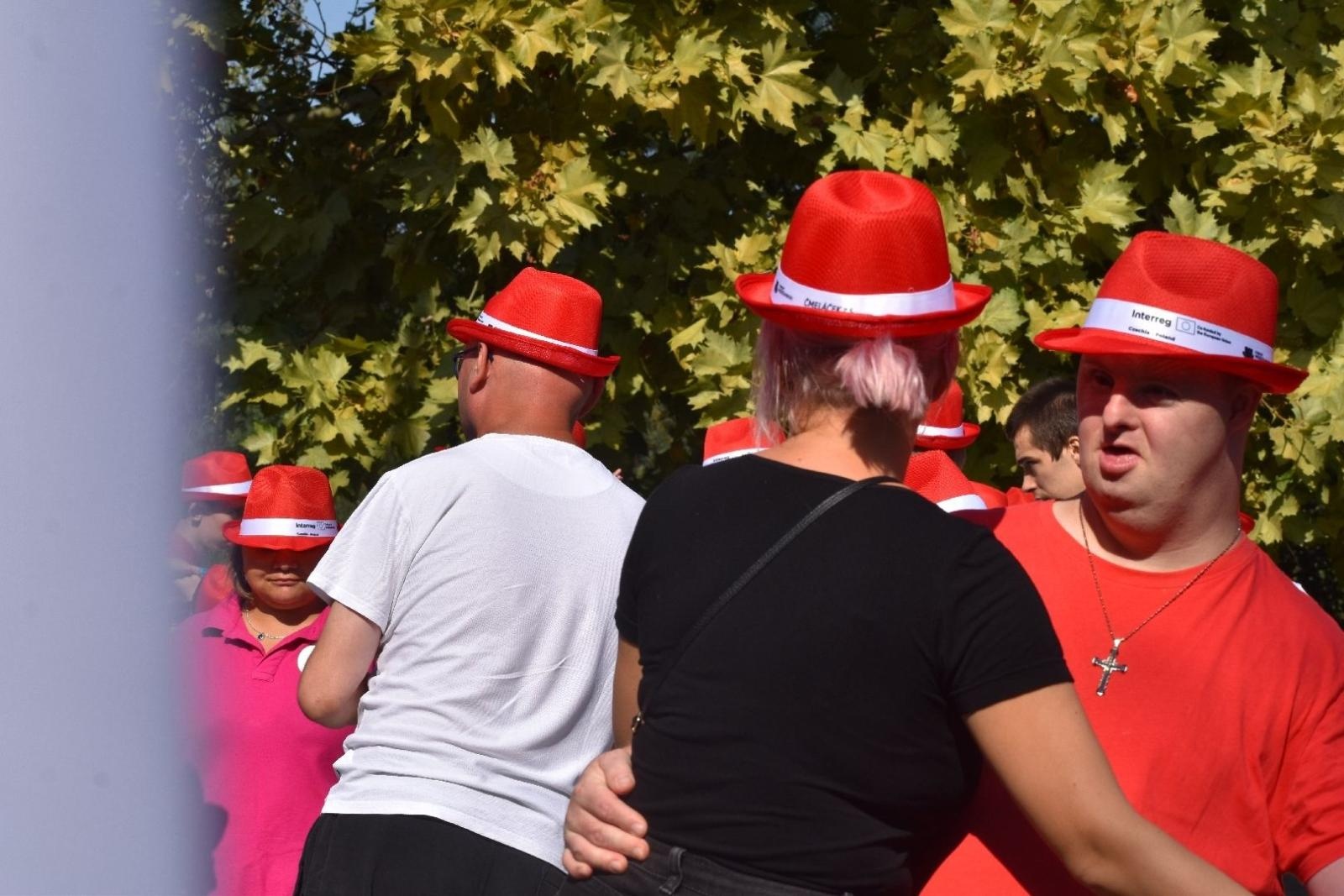 Zdjęcie w galerii na portalu naszwodzislaw.com: Razem bawili się do rytmów bluesa [FOTO] wiadomości z regionu