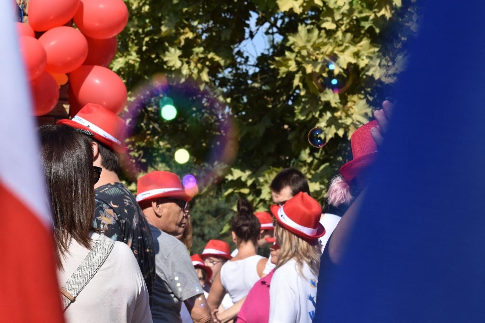 Zdjęcie w galerii na portalu naszwodzislaw.com: Razem bawili się do rytmów bluesa [FOTO] wiadomości z regionu