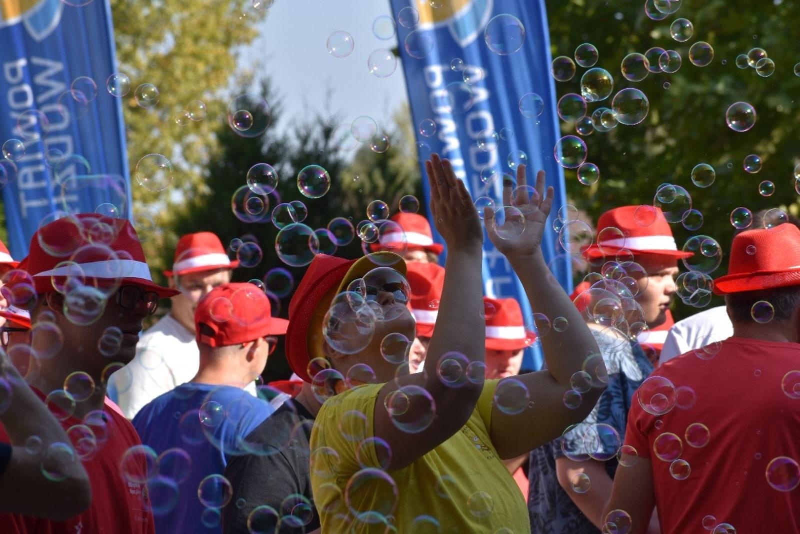 Zdjęcie w galerii na portalu naszwodzislaw.com: Razem bawili się do rytmów bluesa [FOTO] wiadomości z regionu