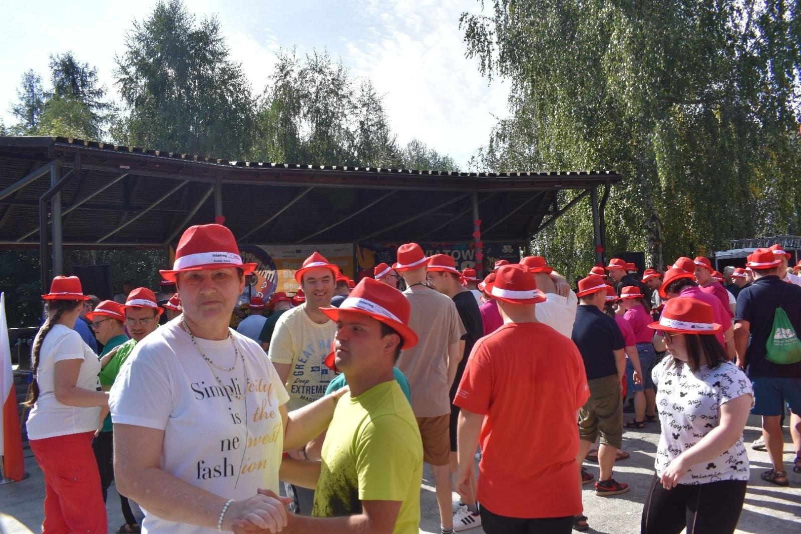 Zdjęcie w galerii na portalu naszwodzislaw.com: Razem bawili się do rytmów bluesa [FOTO] wiadomości z regionu