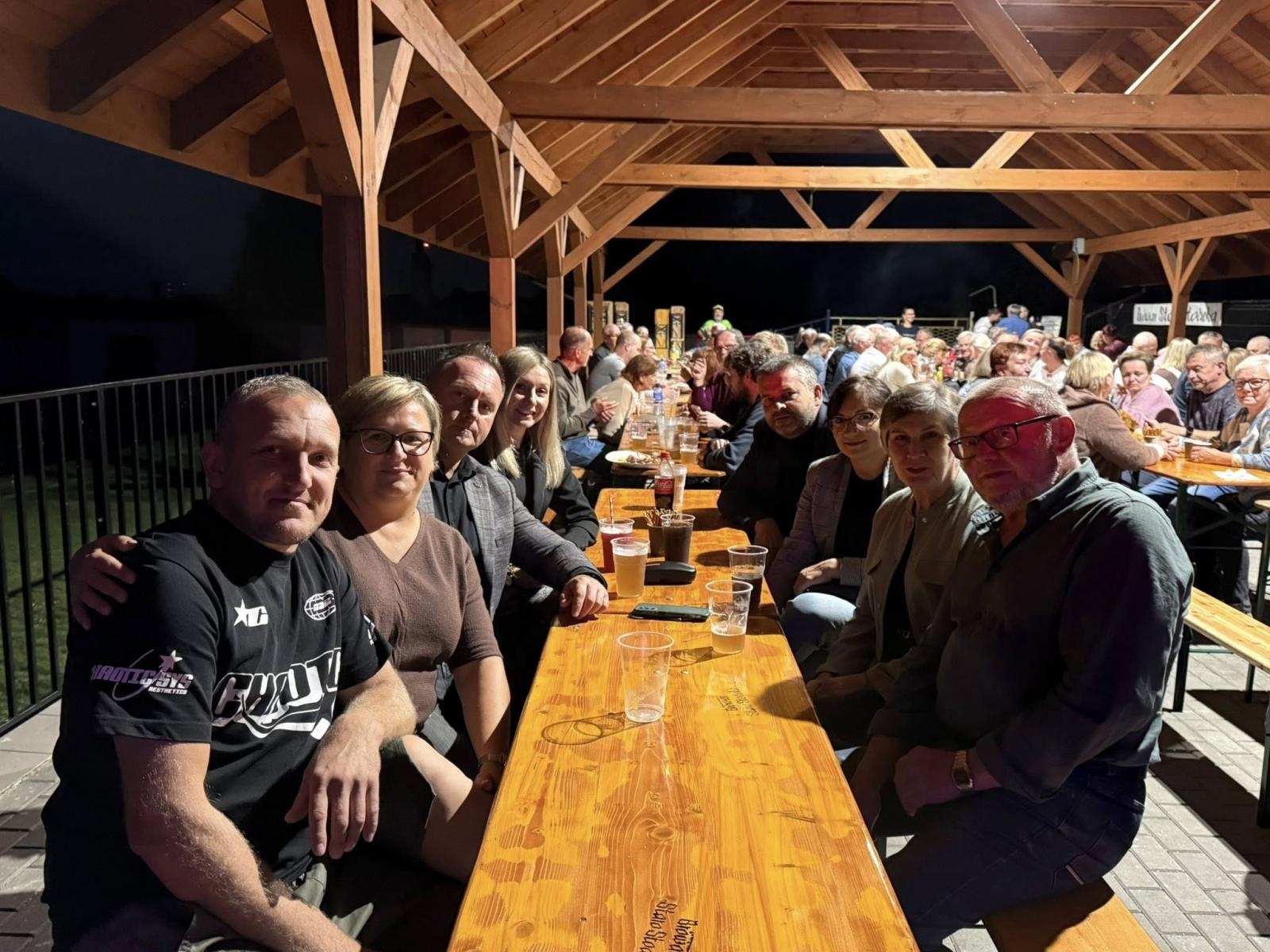 Zdjęcie w galerii na portalu naszwodzislaw.com: V Wilchwiańska Biesiada przyciągnęła tłumy mieszkańców wiadomości z regionu