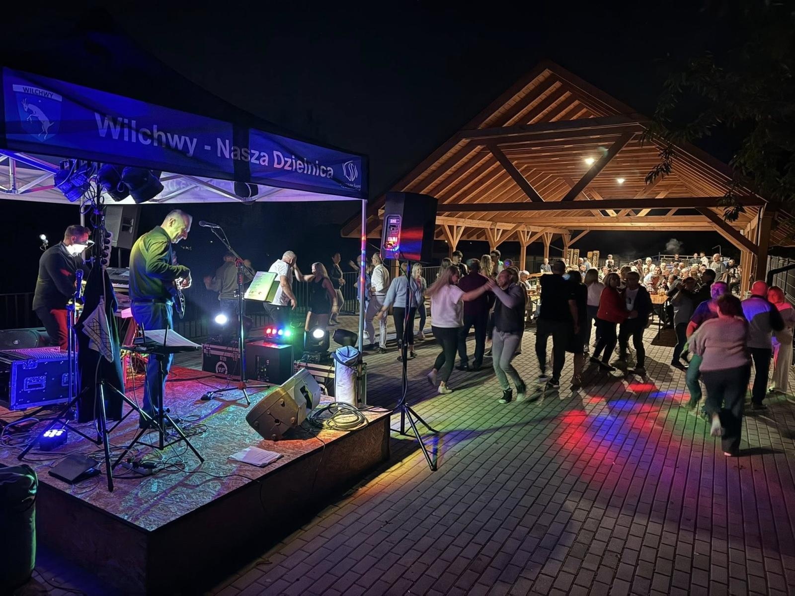 Zdjęcie w galerii na portalu naszwodzislaw.com: V Wilchwiańska Biesiada przyciągnęła tłumy mieszkańców wiadomości z regionu