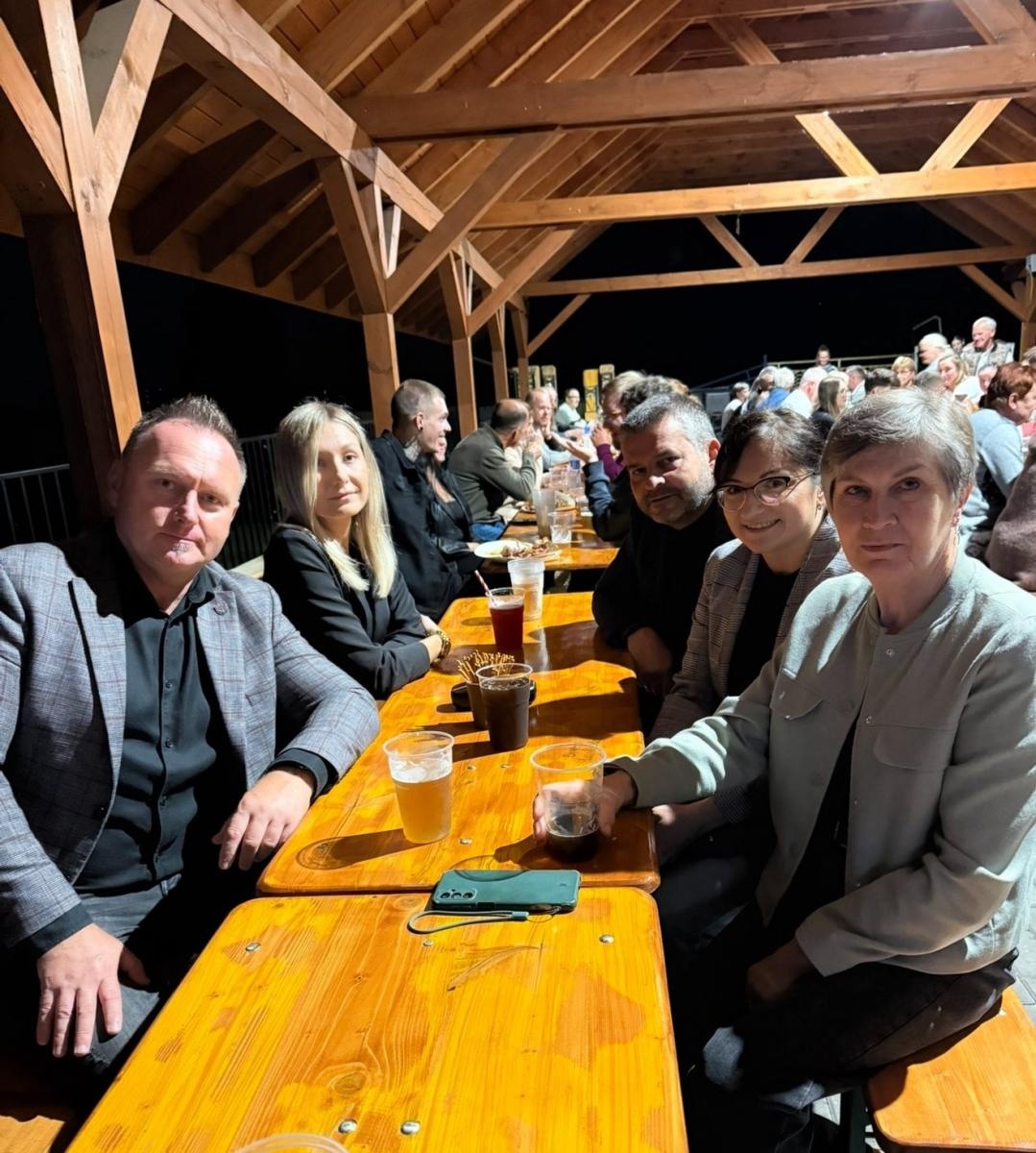 Zdjęcie w galerii na portalu naszwodzislaw.com: V Wilchwiańska Biesiada przyciągnęła tłumy mieszkańców wiadomości z regionu