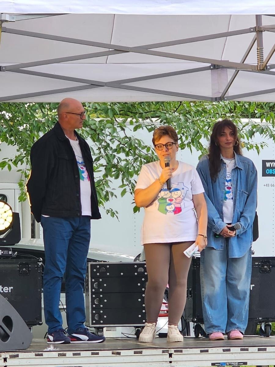 Zdjęcie w galerii na portalu naszwodzislaw.com: Festyn okazją do promocji rodzicielstwa zastępczego wiadomości z regionu