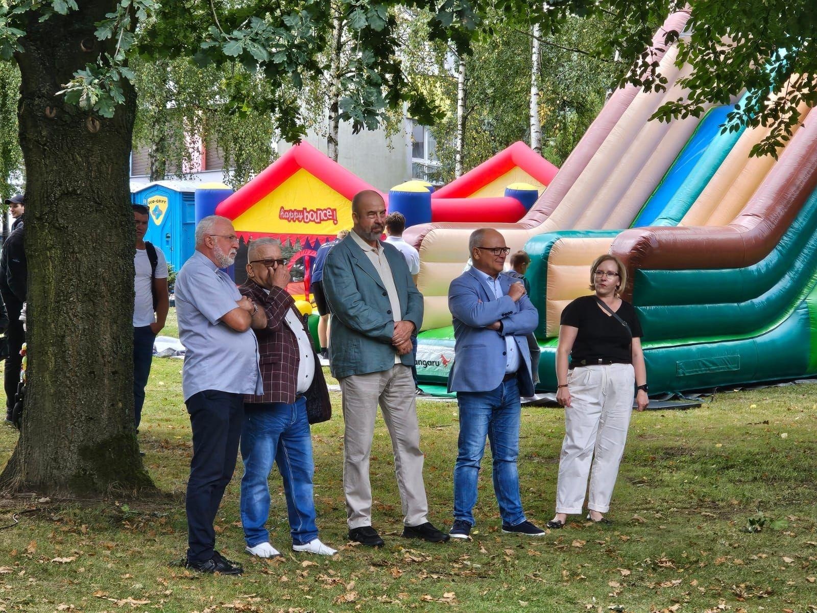 Zdjęcie w galerii na portalu naszwodzislaw.com: Festyn okazją do promocji rodzicielstwa zastępczego wiadomości z regionu