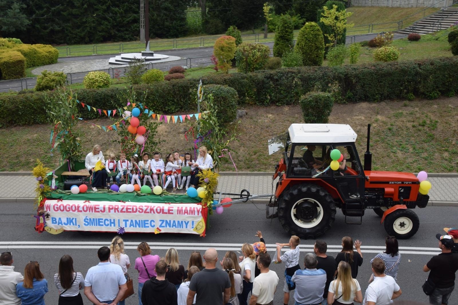 Zdjęcie w galerii na portalu naszwodzislaw.com: Boże z Twoich rąk żyjemy. Dożynki w Połomi [FOTO] wiadomości z regionu