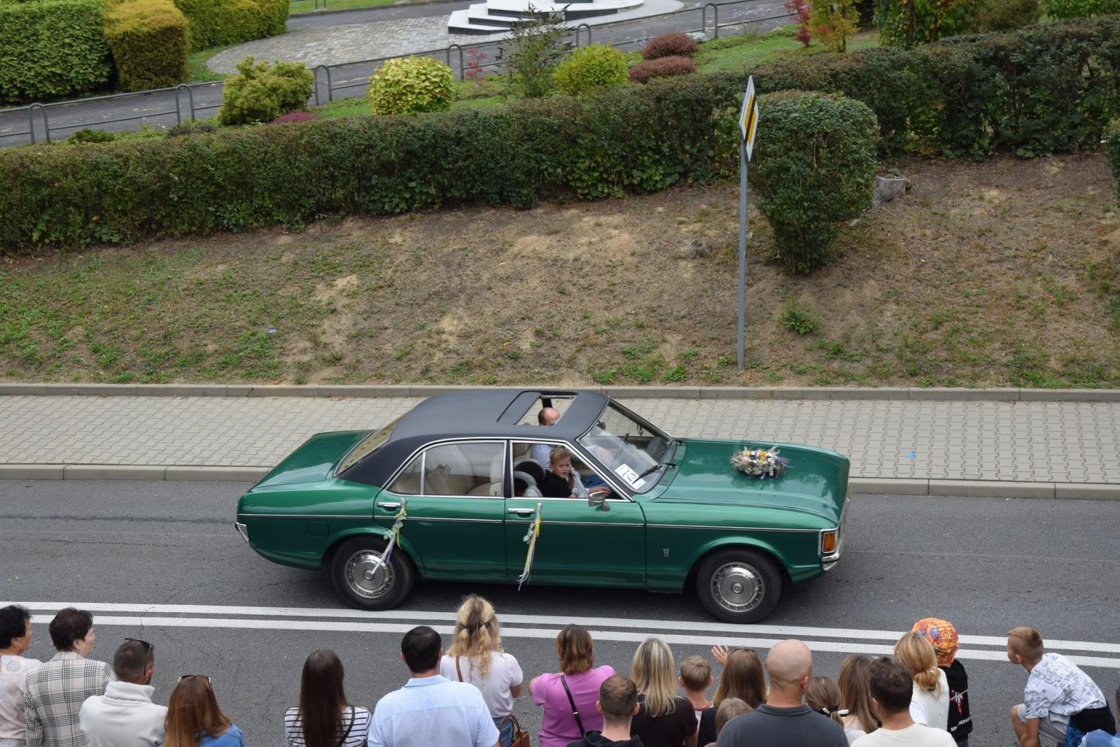 Zdjęcie w galerii na portalu naszwodzislaw.com: Boże z Twoich rąk żyjemy. Dożynki w Połomi [FOTO] wiadomości z regionu