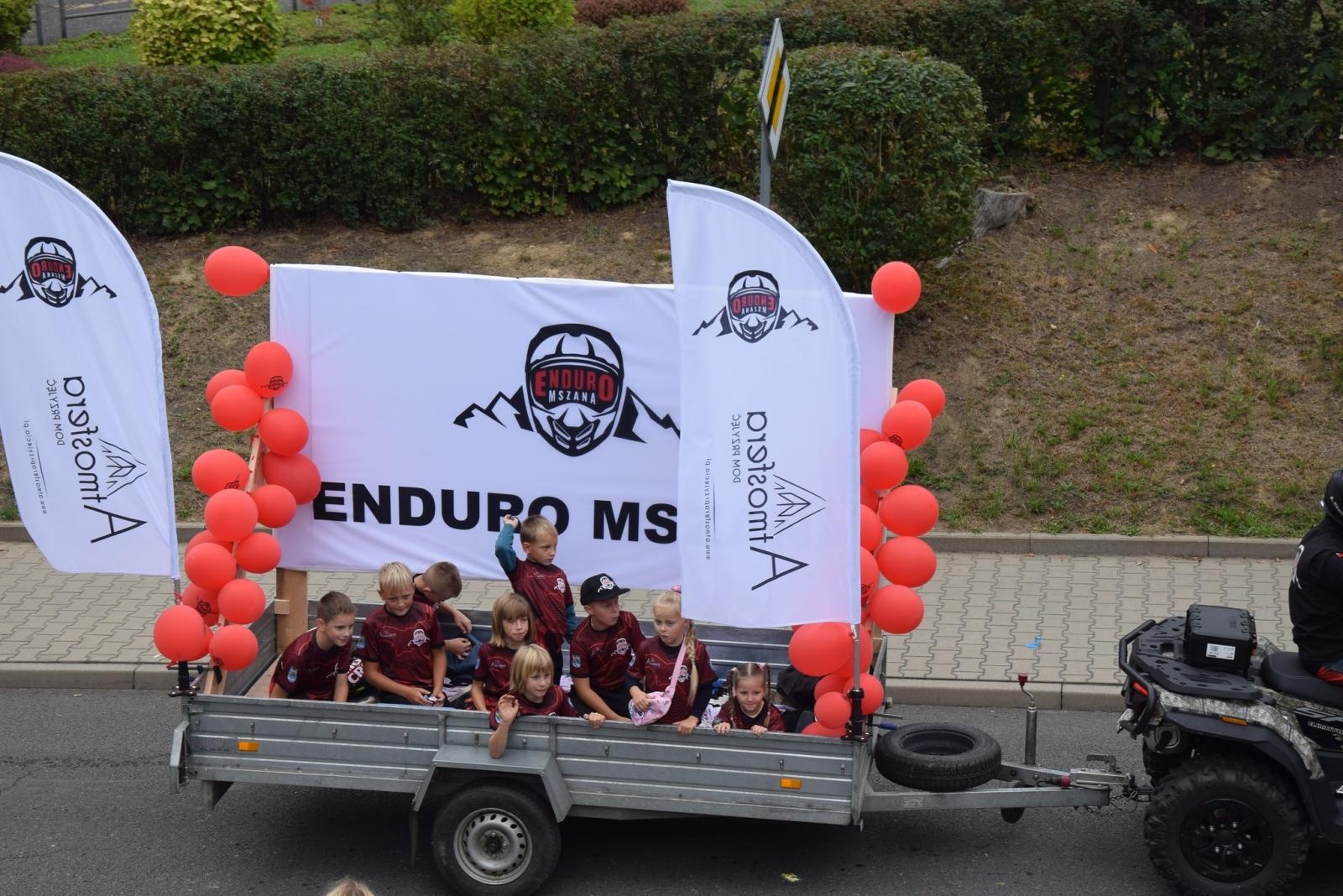 Zdjęcie w galerii na portalu naszwodzislaw.com: Boże z Twoich rąk żyjemy. Dożynki w Połomi [FOTO] wiadomości z regionu