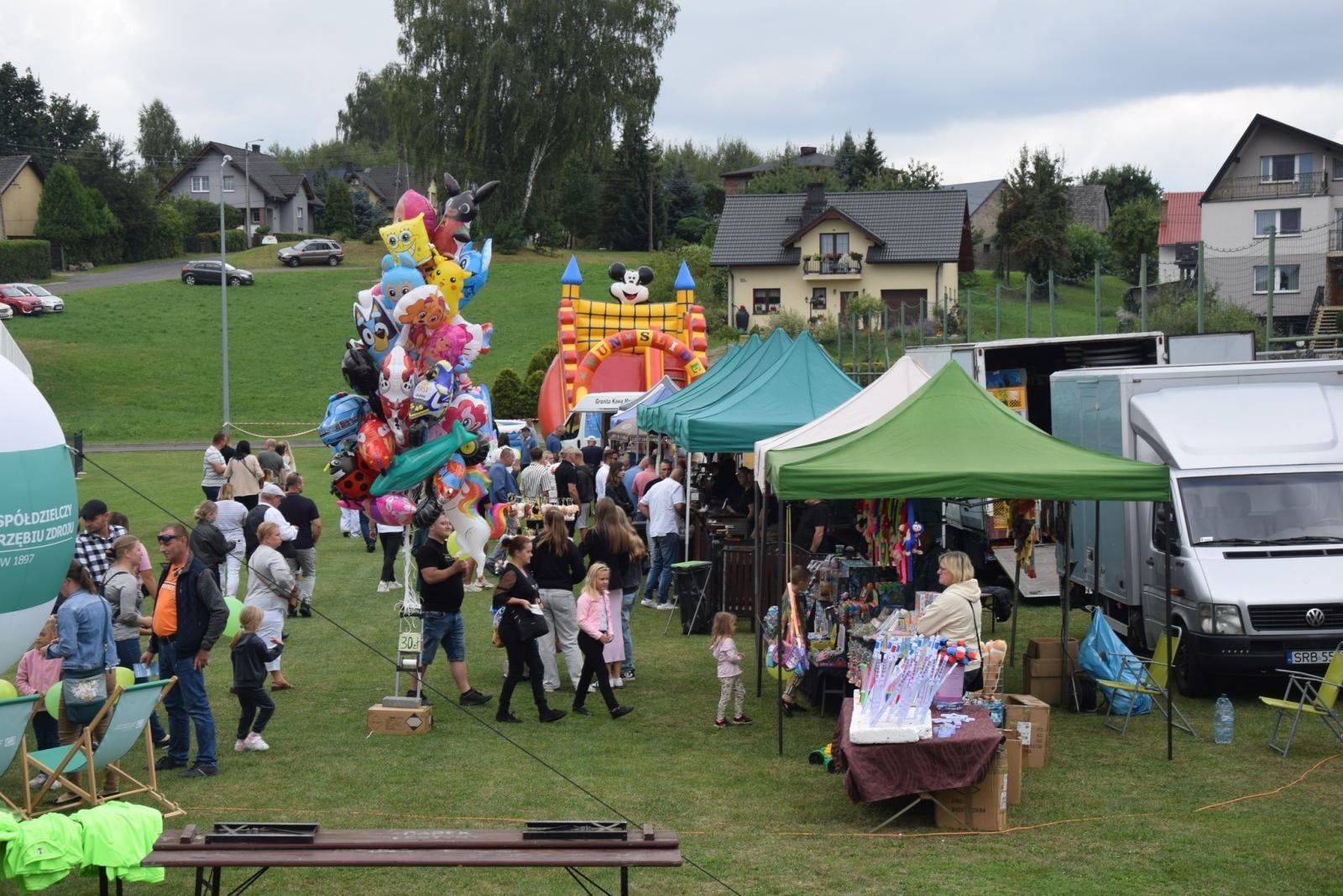Zdjęcie w galerii na portalu naszwodzislaw.com: Boże z Twoich rąk żyjemy. Dożynki w Połomi [FOTO] wiadomości z regionu