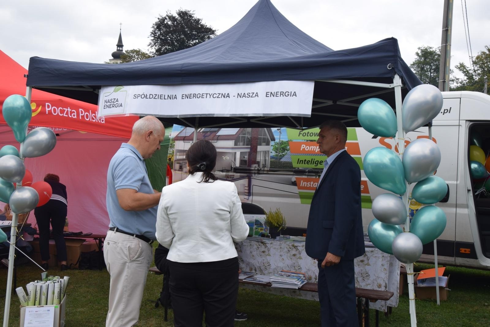 Zdjęcie w galerii na portalu naszwodzislaw.com: Boże z Twoich rąk żyjemy. Dożynki w Połomi [FOTO] wiadomości z regionu