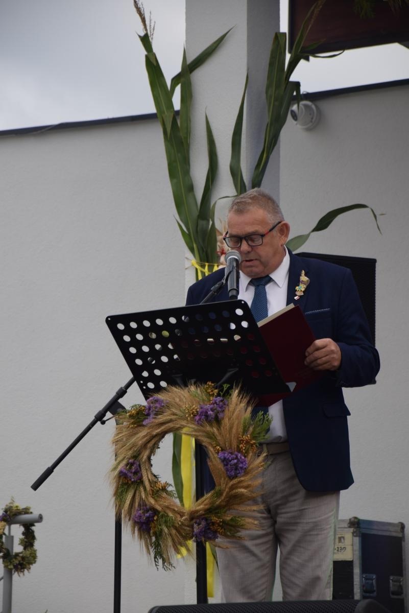 Zdjęcie w galerii na portalu naszwodzislaw.com: Boże z Twoich rąk żyjemy. Dożynki w Połomi [FOTO] wiadomości z regionu