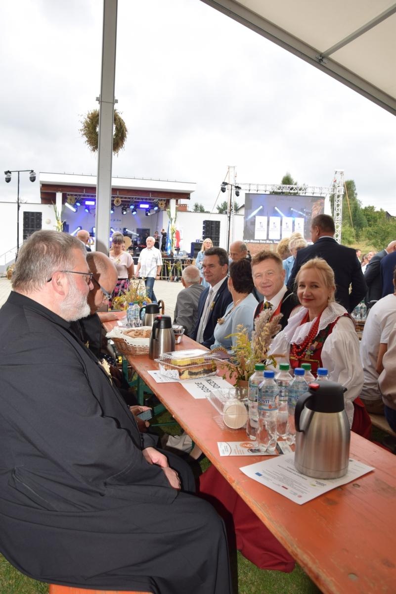 Zdjęcie w galerii na portalu naszwodzislaw.com: Boże z Twoich rąk żyjemy. Dożynki w Połomi [FOTO] wiadomości z regionu