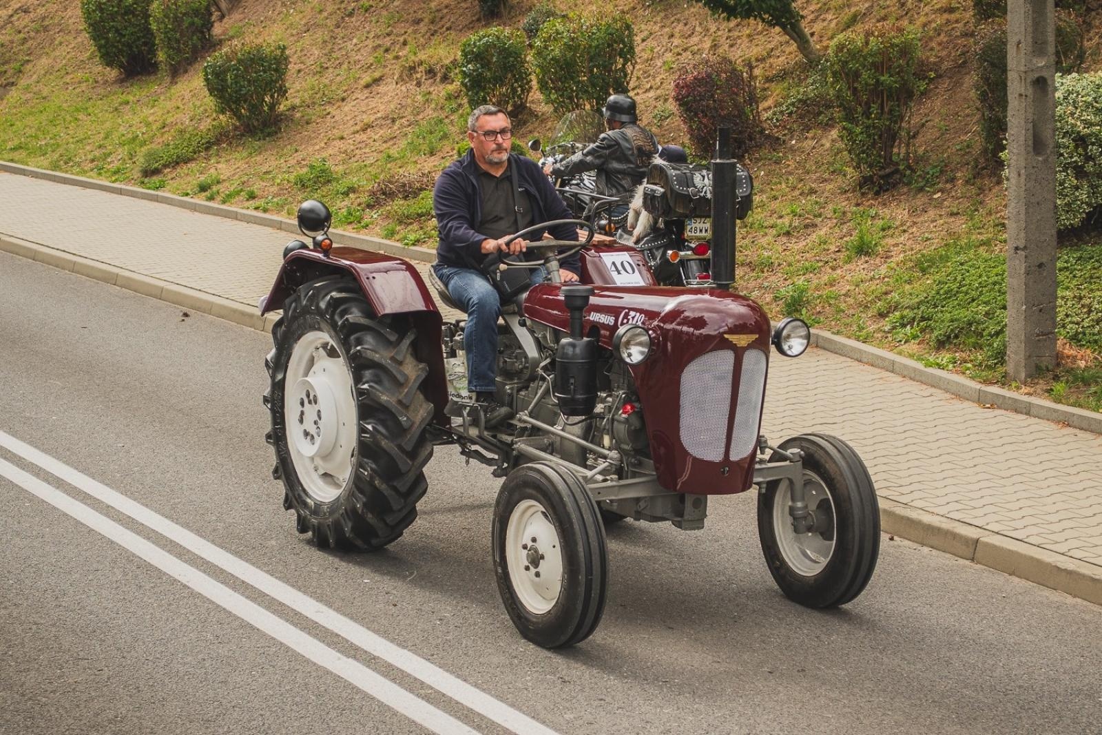 Zdjęcie w galerii na portalu naszwodzislaw.com: Boże z Twoich rąk żyjemy. Dożynki w Połomi [FOTO] wiadomości z regionu