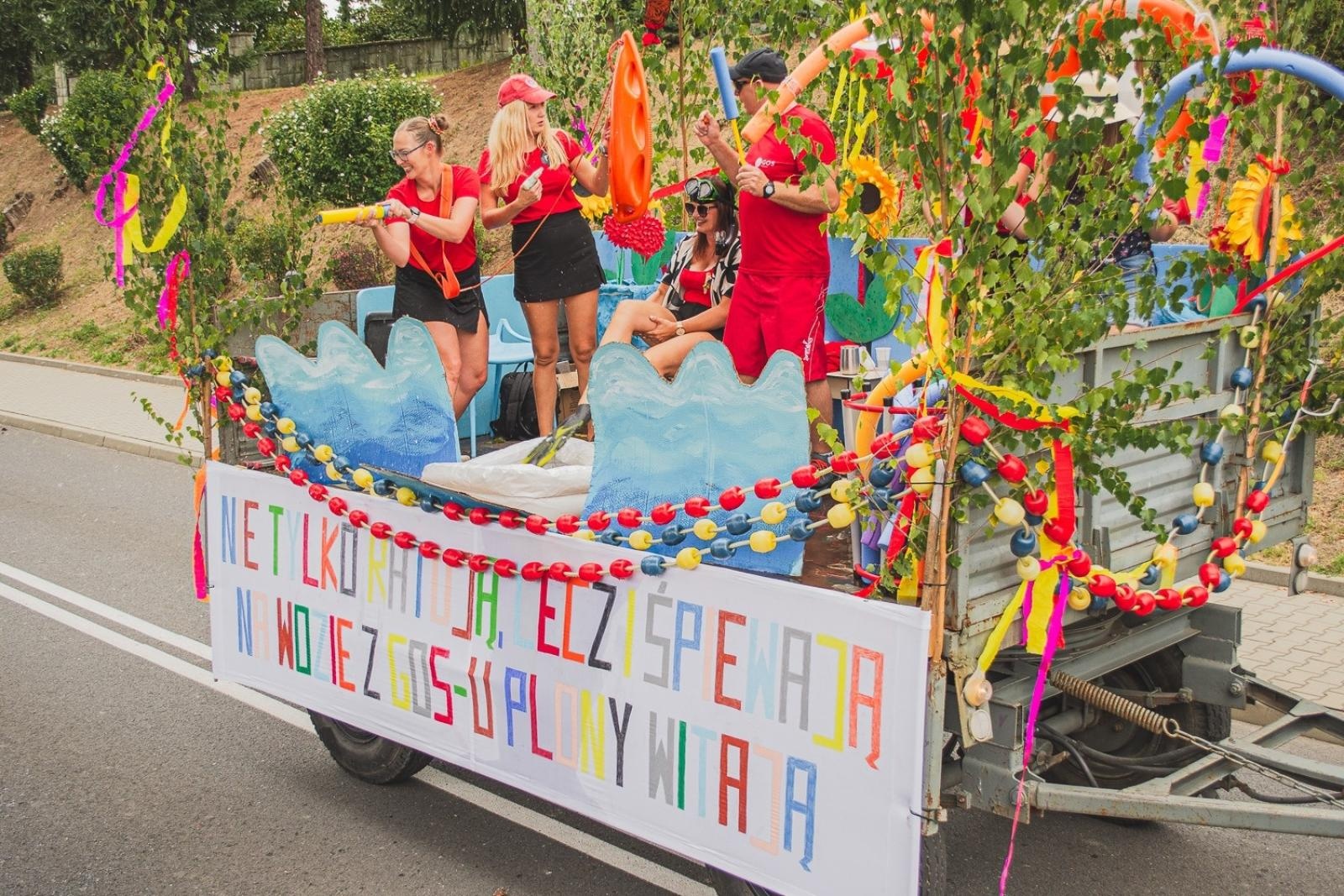 Zdjęcie w galerii na portalu naszwodzislaw.com: Boże z Twoich rąk żyjemy. Dożynki w Połomi [FOTO] wiadomości z regionu