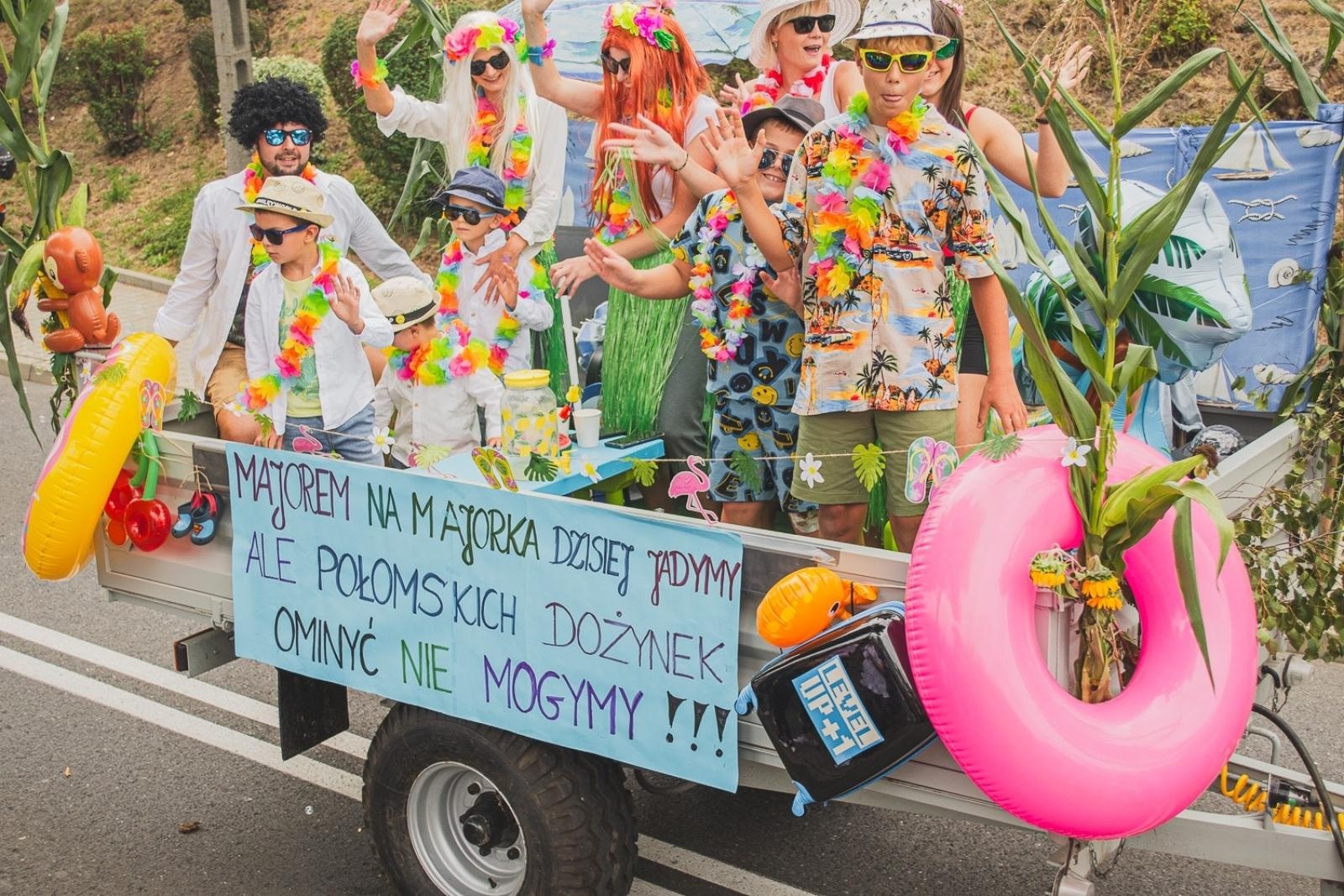 Zdjęcie w galerii na portalu naszwodzislaw.com: Boże z Twoich rąk żyjemy. Dożynki w Połomi [FOTO] wiadomości z regionu