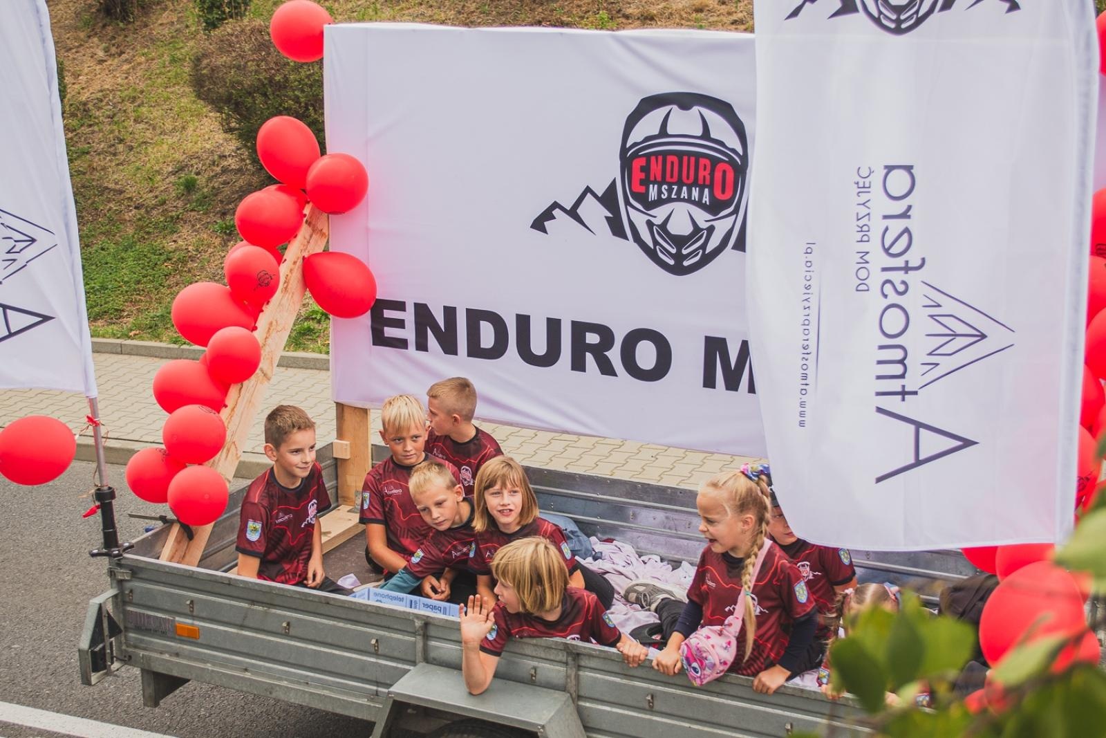 Zdjęcie w galerii na portalu naszwodzislaw.com: Boże z Twoich rąk żyjemy. Dożynki w Połomi [FOTO] wiadomości z regionu