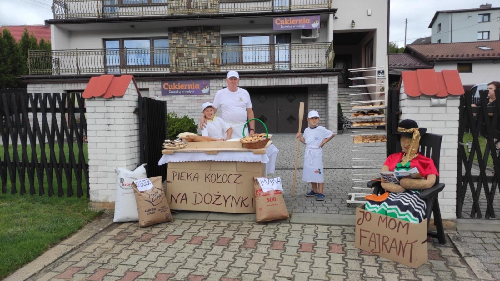 Zdjęcie w galerii na portalu naszwodzislaw.com: Boże z Twoich rąk żyjemy. Dożynki w Połomi [FOTO] wiadomości z regionu